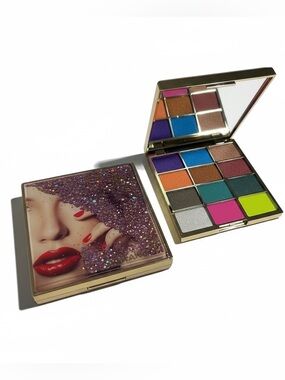 Eyeshadow compact with Mirror 12 colors